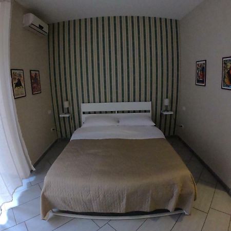 B&B 248 Νάπολη Εξωτερικό φωτογραφία