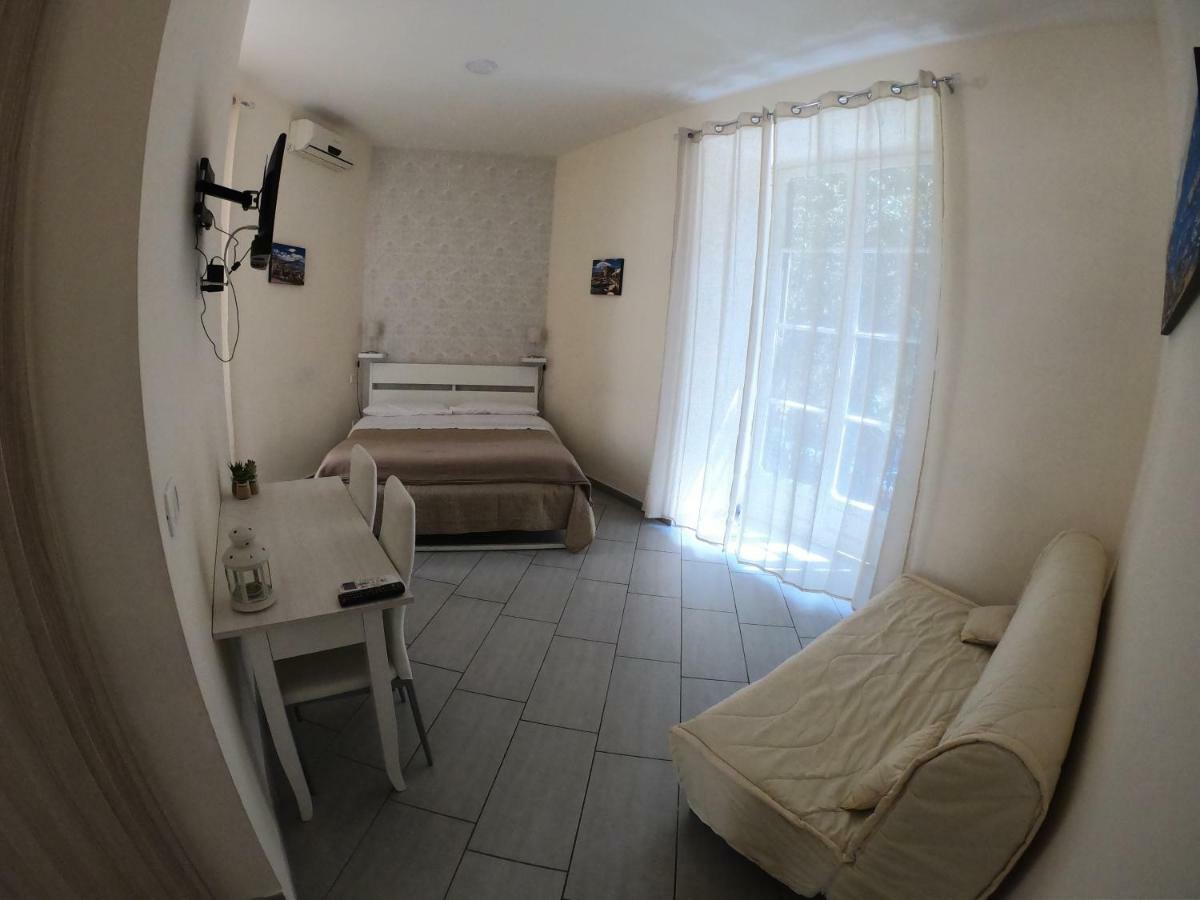 B&B 248 Νάπολη Εξωτερικό φωτογραφία