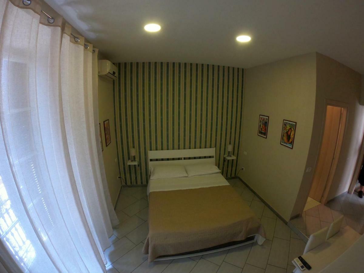 B&B 248 Νάπολη Εξωτερικό φωτογραφία